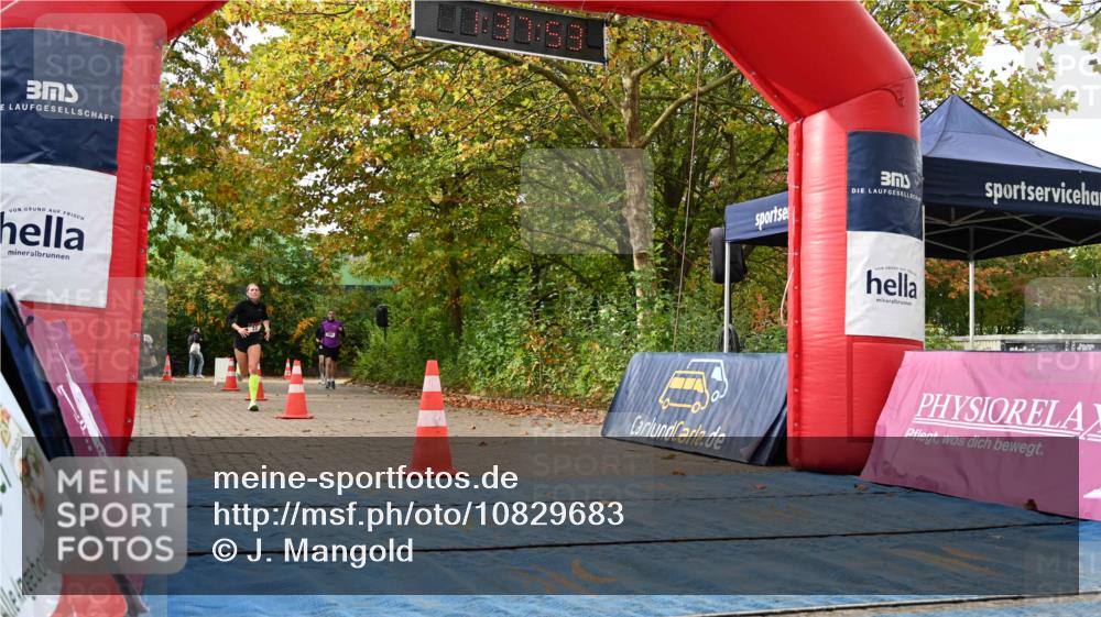 11.10.2026 - Bramfelder Halbmarathon 2026 J. Mangold http://msf.ph/oto/10829683 11.10.2026 11:07:52 Laufen 33, 262, 704, 814, 815 meine-sportfotos.de