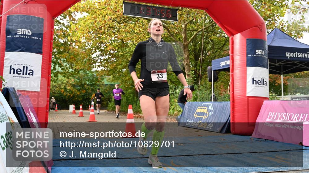 11.10.2026 - Bramfelder Halbmarathon 2026 J. Mangold http://msf.ph/oto/10829701 11.10.2026 11:07:55 Laufen 33, 565, 656 meine-sportfotos.de