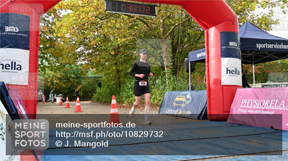11.10.2026 - Bramfelder Halbmarathon 2026 J. Mangold http://msf.ph/oto/10829732 11.10.2026 11:08:00 Laufen 565, 656 meine-sportfotos.de