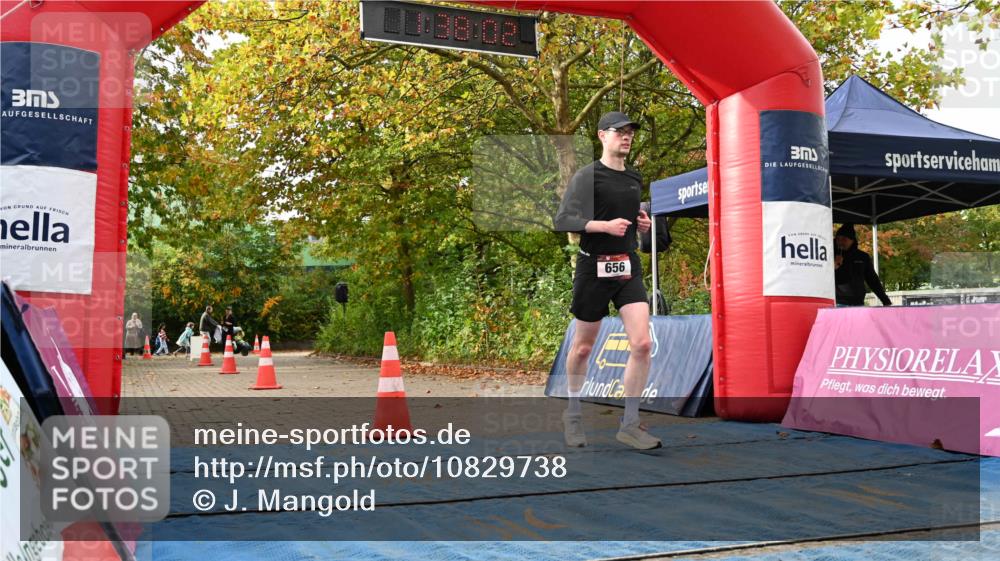 11.10.2026 - Bramfelder Halbmarathon 2026 J. Mangold http://msf.ph/oto/10829738 11.10.2026 11:08:01 Laufen 565, 656 meine-sportfotos.de
