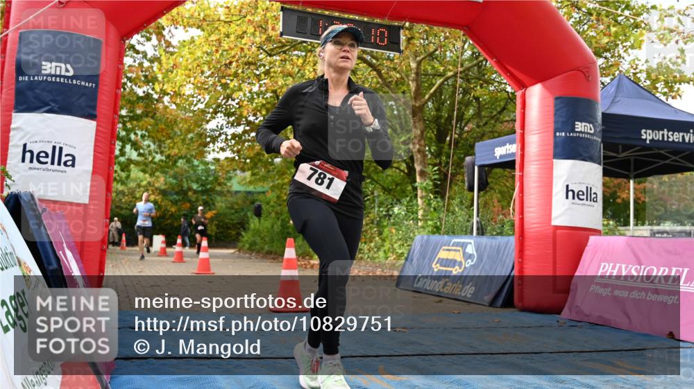 11.10.2026 - Bramfelder Halbmarathon 2026 J. Mangold http://msf.ph/oto/10829751 11.10.2026 11:08:09 Laufen 77, 781 meine-sportfotos.de