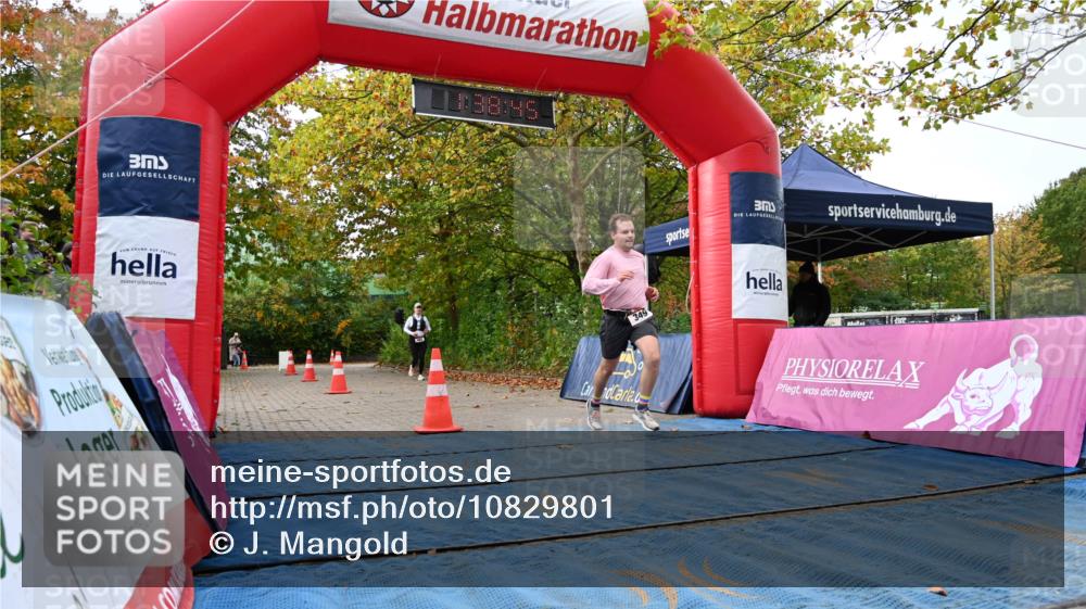 11.10.2026 - Bramfelder Halbmarathon 2026 J. Mangold http://msf.ph/oto/10829801 11.10.2026 11:08:43 Laufen 349, 493 meine-sportfotos.de