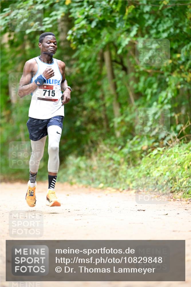 11.10.2026 - Bramfelder Halbmarathon 2026 Dr. Thomas Lammeyer http://msf.ph/oto/10829848 11.10.2026 11:11:44 Laufen 101, 715 meine-sportfotos.de