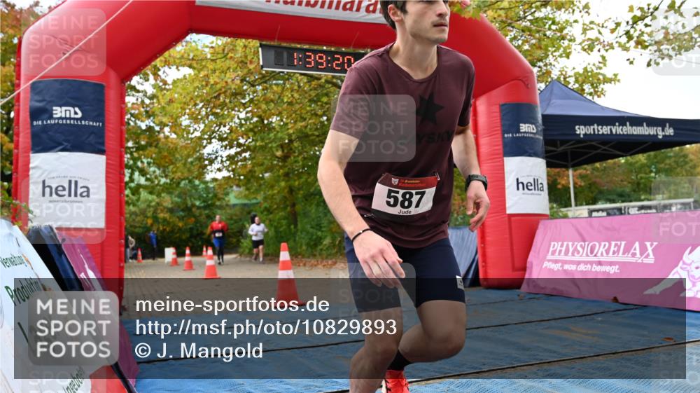 11.10.2026 - Bramfelder Halbmarathon 2026 J. Mangold http://msf.ph/oto/10829893 11.10.2026 11:09:19 Laufen 278, 409 meine-sportfotos.de