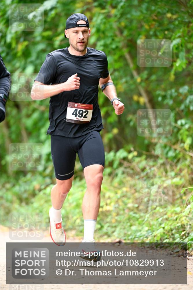 11.10.2026 - Bramfelder Halbmarathon 2026 Dr. Thomas Lammeyer http://msf.ph/oto/10829913 11.10.2026 11:11:57 Laufen 35, 492 meine-sportfotos.de