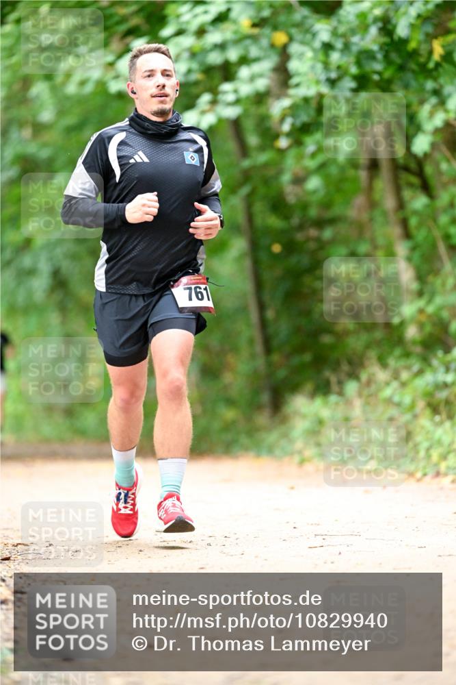 11.10.2026 - Bramfelder Halbmarathon 2026 Dr. Thomas Lammeyer http://msf.ph/oto/10829940 11.10.2026 11:12:01 Laufen 761 meine-sportfotos.de