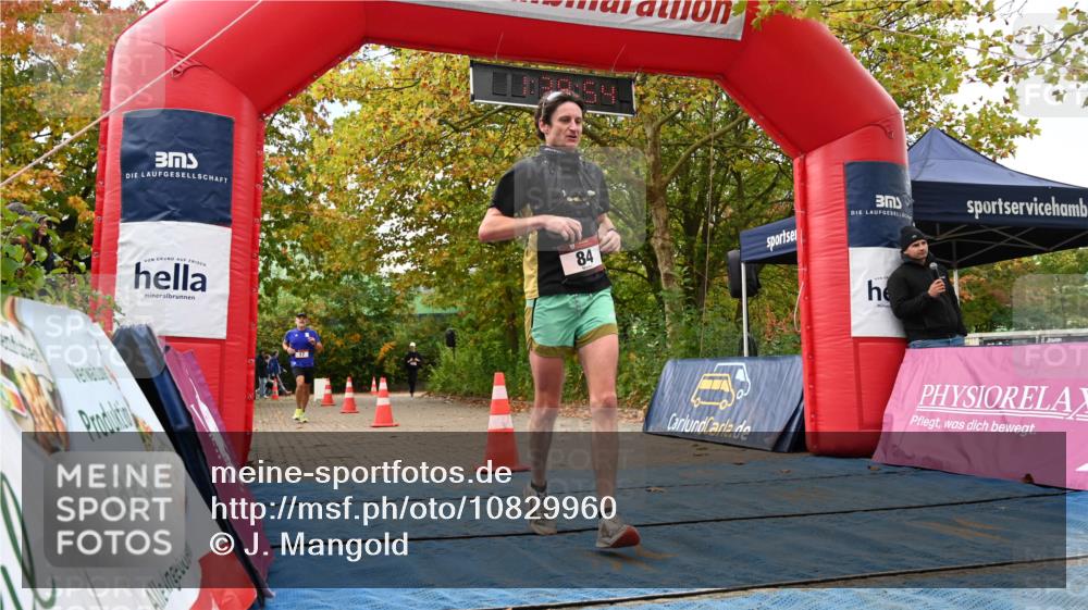 11.10.2026 - Bramfelder Halbmarathon 2026 J. Mangold http://msf.ph/oto/10829960 11.10.2026 11:09:52 Laufen 17, 84 meine-sportfotos.de