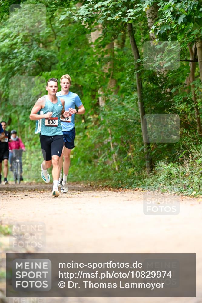 11.10.2026 - Bramfelder Halbmarathon 2026 Dr. Thomas Lammeyer http://msf.ph/oto/10829974 11.10.2026 11:12:16 Laufen 638, 16 meine-sportfotos.de