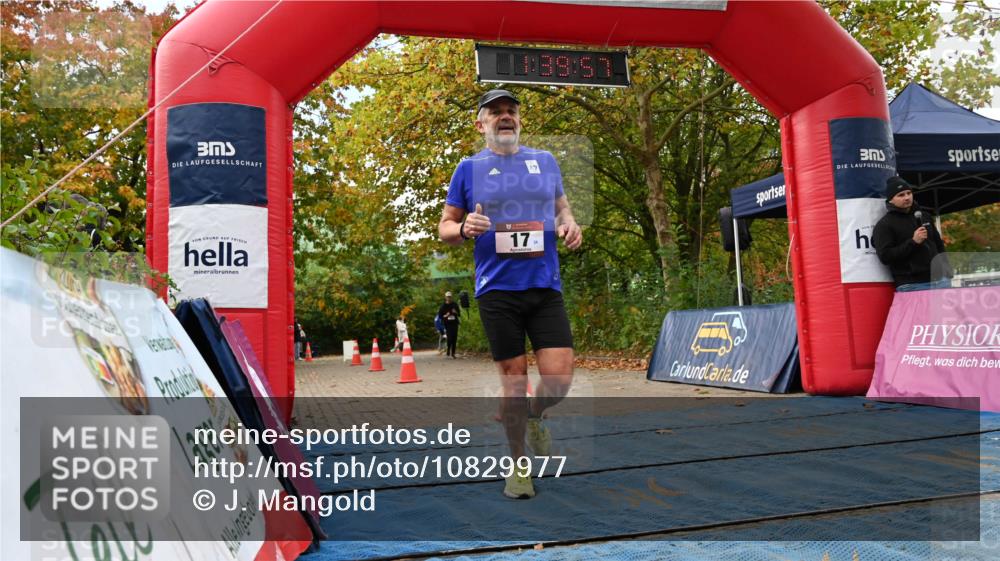 11.10.2026 - Bramfelder Halbmarathon 2026 J. Mangold http://msf.ph/oto/10829977 11.10.2026 11:09:55 Laufen 17, 84 meine-sportfotos.de