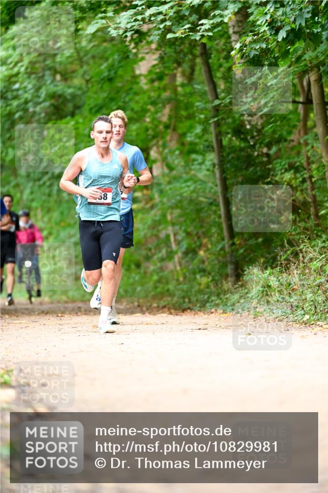 11.10.2026 - Bramfelder Halbmarathon 2026 Dr. Thomas Lammeyer http://msf.ph/oto/10829981 11.10.2026 11:12:17 Laufen 38 meine-sportfotos.de