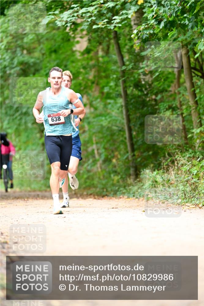 11.10.2026 - Bramfelder Halbmarathon 2026 Dr. Thomas Lammeyer http://msf.ph/oto/10829986 11.10.2026 11:12:17 Laufen 638 meine-sportfotos.de