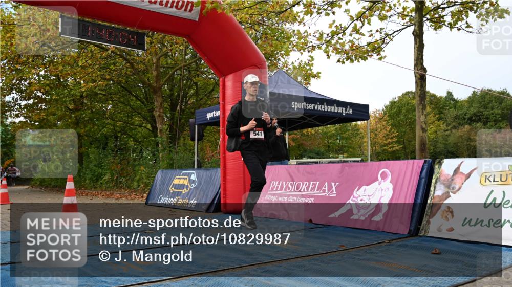 11.10.2026 - Bramfelder Halbmarathon 2026 J. Mangold http://msf.ph/oto/10829987 11.10.2026 11:10:03 Laufen 541 meine-sportfotos.de