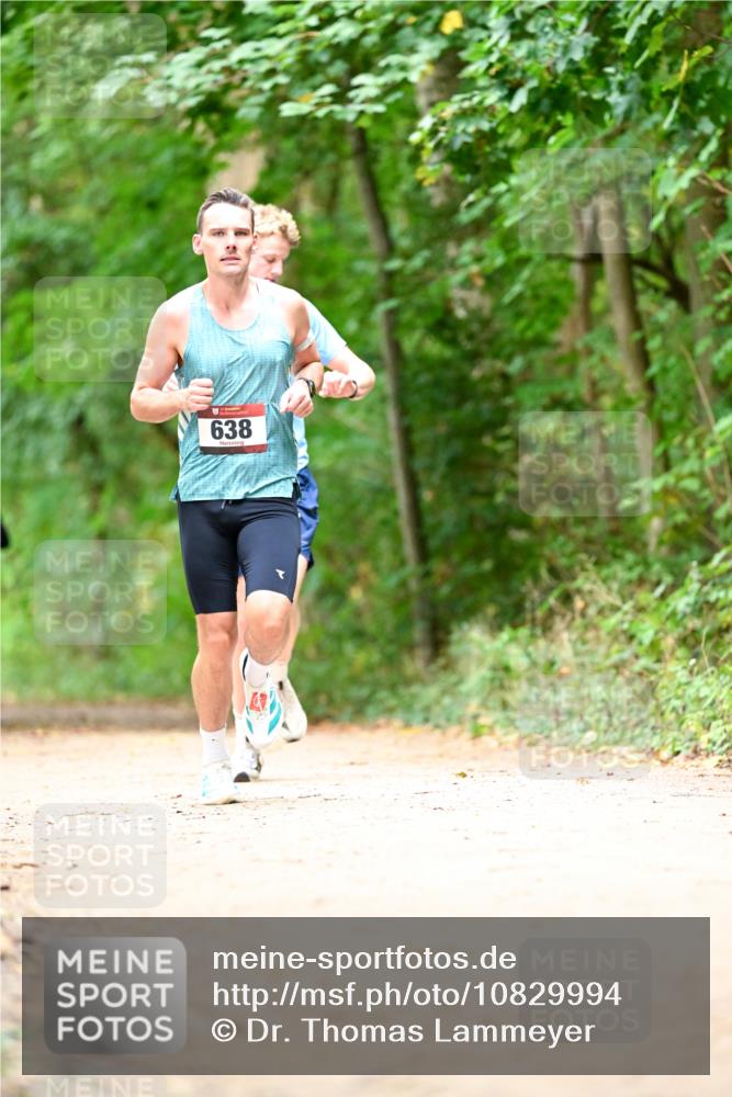 11.10.2026 - Bramfelder Halbmarathon 2026 Dr. Thomas Lammeyer http://msf.ph/oto/10829994 11.10.2026 11:12:18 Laufen 638 meine-sportfotos.de