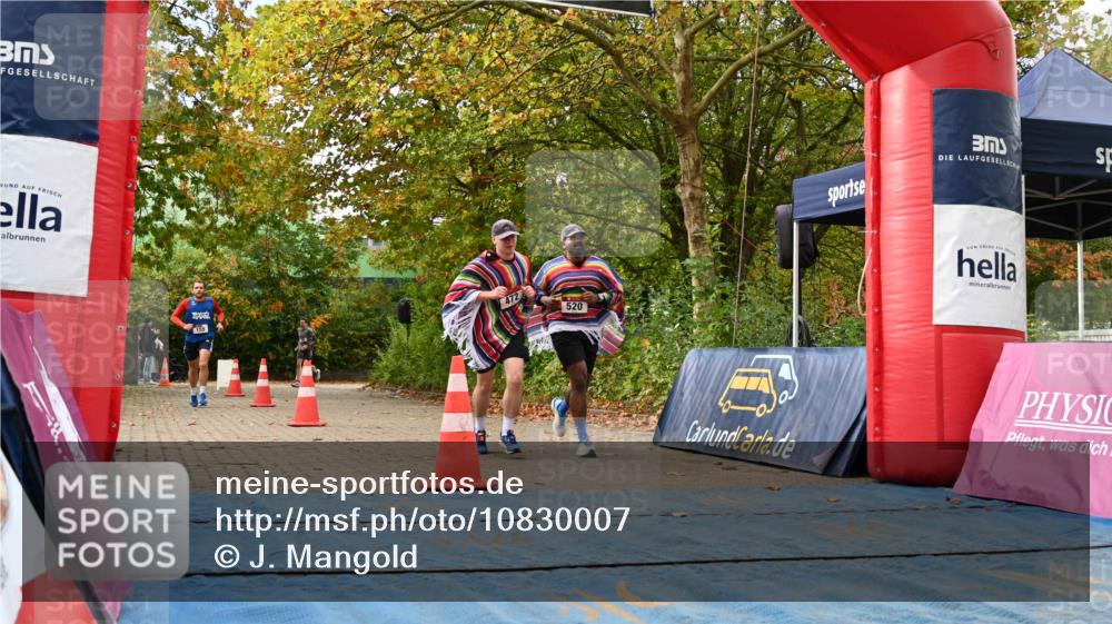 11.10.2026 - Bramfelder Halbmarathon 2026 J. Mangold http://msf.ph/oto/10830007 11.10.2026 11:10:12 Laufen 155, 472, 520 meine-sportfotos.de
