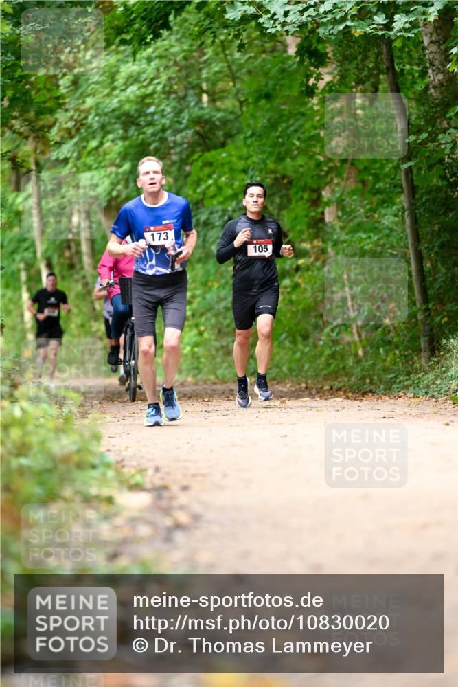 11.10.2026 - Bramfelder Halbmarathon 2026 Dr. Thomas Lammeyer http://msf.ph/oto/10830020 11.10.2026 11:12:21 Laufen 173, 105 meine-sportfotos.de