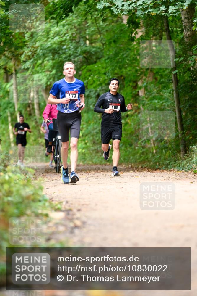 11.10.2026 - Bramfelder Halbmarathon 2026 Dr. Thomas Lammeyer http://msf.ph/oto/10830022 11.10.2026 11:12:21 Laufen 173, 105 meine-sportfotos.de