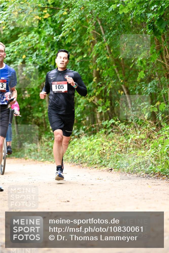 11.10.2026 - Bramfelder Halbmarathon 2026 Dr. Thomas Lammeyer http://msf.ph/oto/10830061 11.10.2026 11:12:25 Laufen 3, 105 meine-sportfotos.de