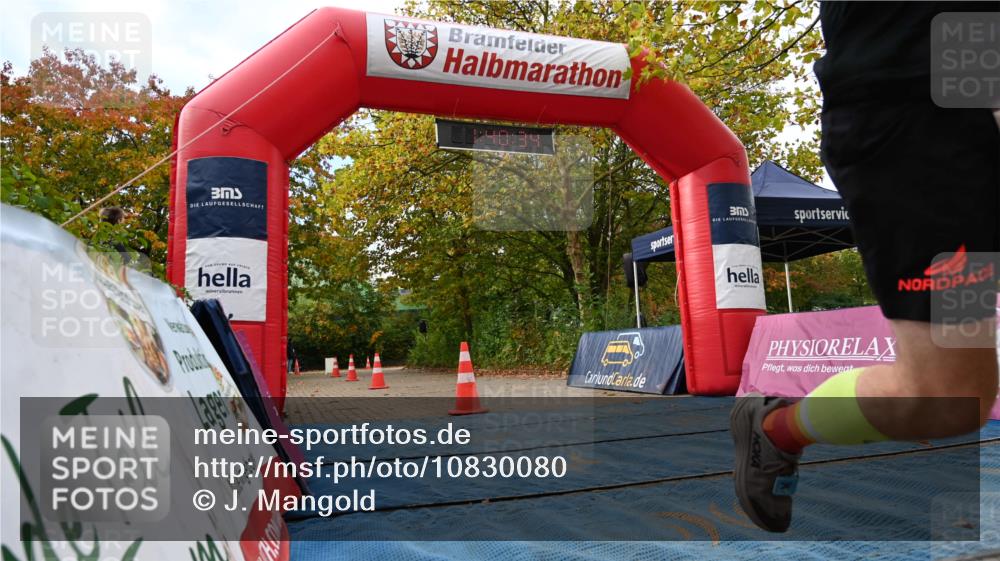 11.10.2026 - Bramfelder Halbmarathon 2026 J. Mangold http://msf.ph/oto/10830080 11.10.2026 11:10:32 Laufen 29, 201, 729 meine-sportfotos.de