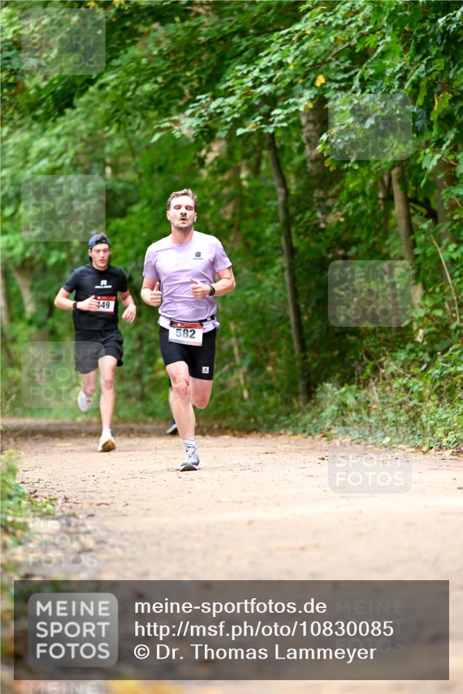 11.10.2026 - Bramfelder Halbmarathon 2026 Dr. Thomas Lammeyer http://msf.ph/oto/10830085 11.10.2026 11:12:27 Laufen 49, 582 meine-sportfotos.de