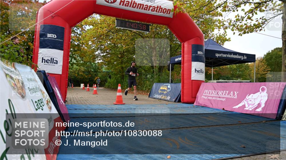11.10.2026 - Bramfelder Halbmarathon 2026 J. Mangold http://msf.ph/oto/10830088 11.10.2026 11:10:56 Laufen 102 meine-sportfotos.de