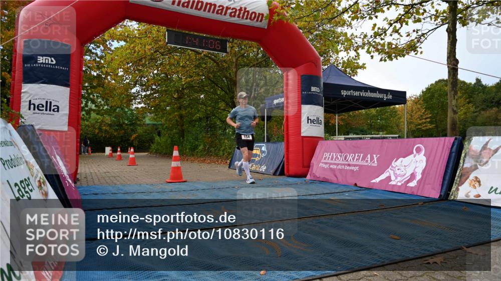 11.10.2026 - Bramfelder Halbmarathon 2026 J. Mangold http://msf.ph/oto/10830116 11.10.2026 11:11:05 Laufen 154 meine-sportfotos.de