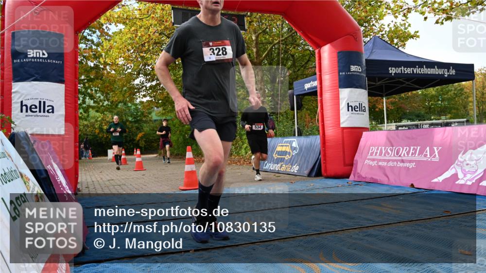 11.10.2026 - Bramfelder Halbmarathon 2026 J. Mangold http://msf.ph/oto/10830135 11.10.2026 11:11:51 Laufen 221, 328, 534, 649 meine-sportfotos.de