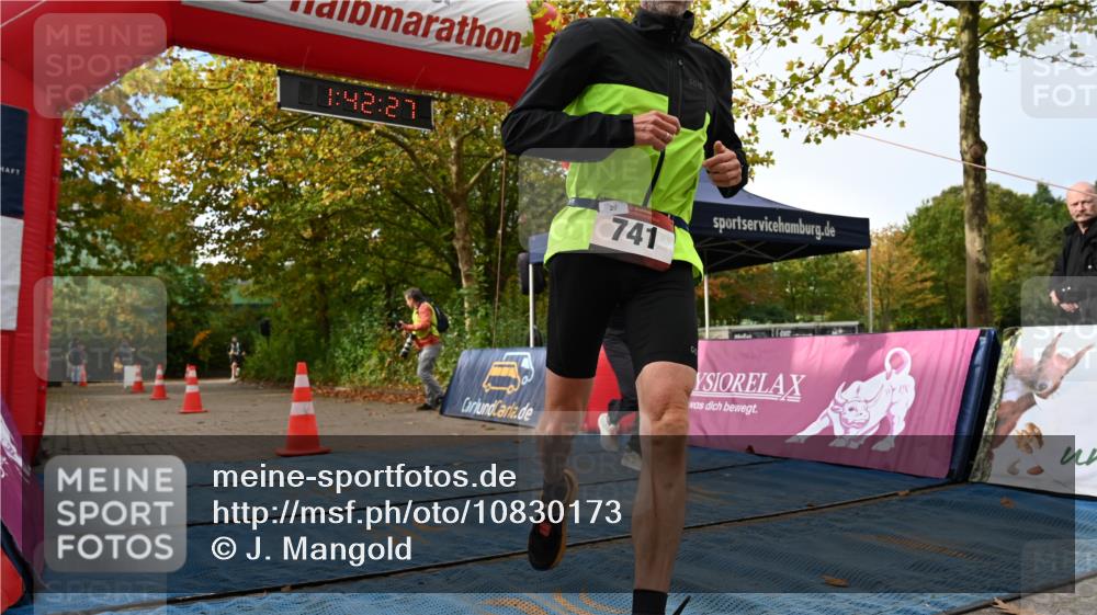 11.10.2026 - Bramfelder Halbmarathon 2026 J. Mangold http://msf.ph/oto/10830173 11.10.2026 11:12:25 Laufen 292, 506, 741 meine-sportfotos.de