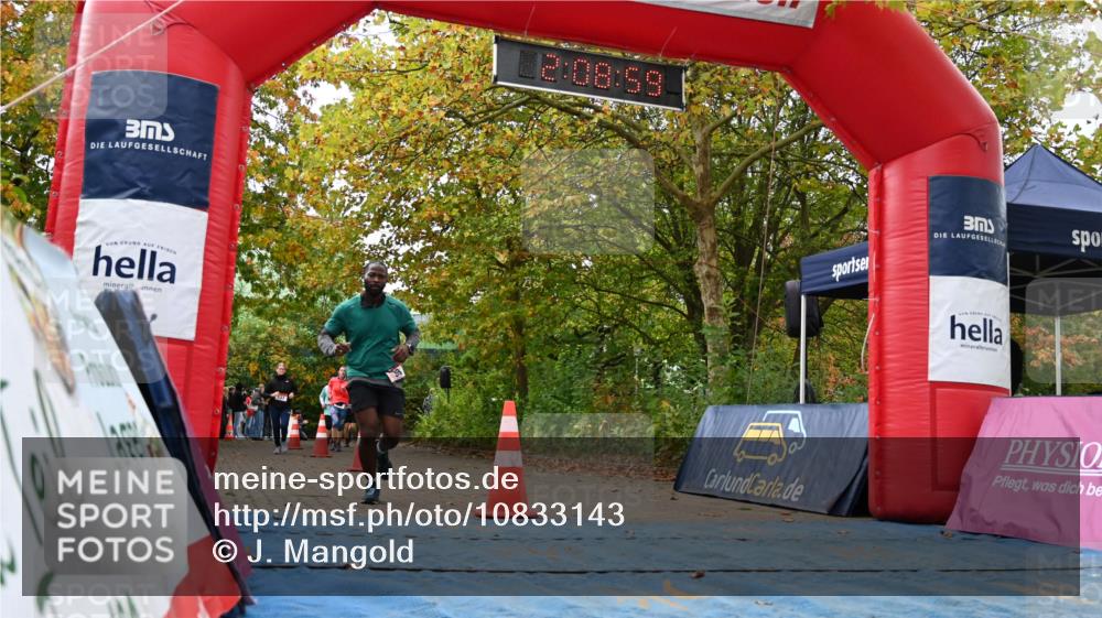 11.10.2026 - Bramfelder Halbmarathon 2026 J. Mangold http://msf.ph/oto/10833143 11.10.2026 11:38:57 Laufen 98, 808 meine-sportfotos.de