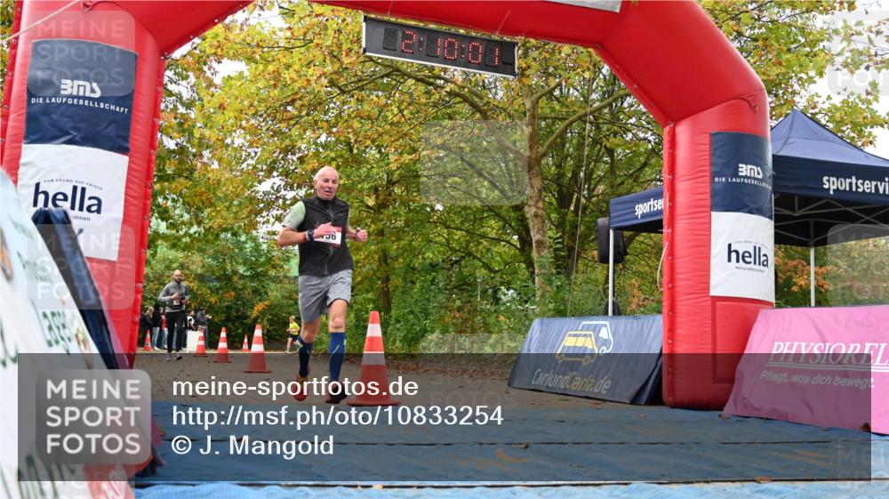 11.10.2026 - Bramfelder Halbmarathon 2026 J. Mangold http://msf.ph/oto/10833254 11.10.2026 11:40:00 Laufen 156, 497 meine-sportfotos.de