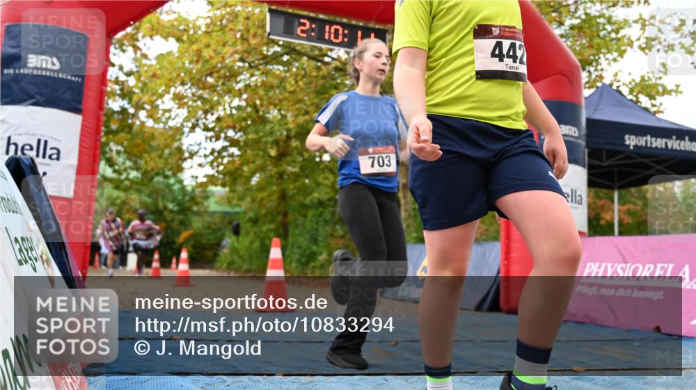 11.10.2026 - Bramfelder Halbmarathon 2026 J. Mangold http://msf.ph/oto/10833294 11.10.2026 11:40:10 Laufen 442, 472, 520, 703 meine-sportfotos.de