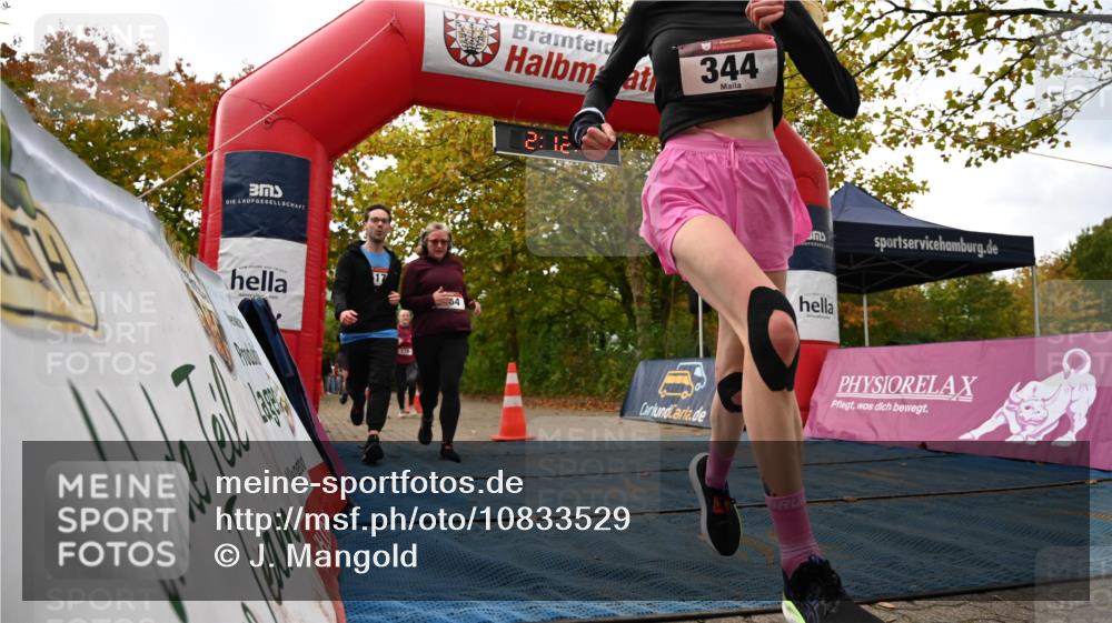 11.10.2026 - Bramfelder Halbmarathon 2026 J. Mangold http://msf.ph/oto/10833529 11.10.2026 11:42:02 Laufen 178, 264, 344, 409, 517 meine-sportfotos.de