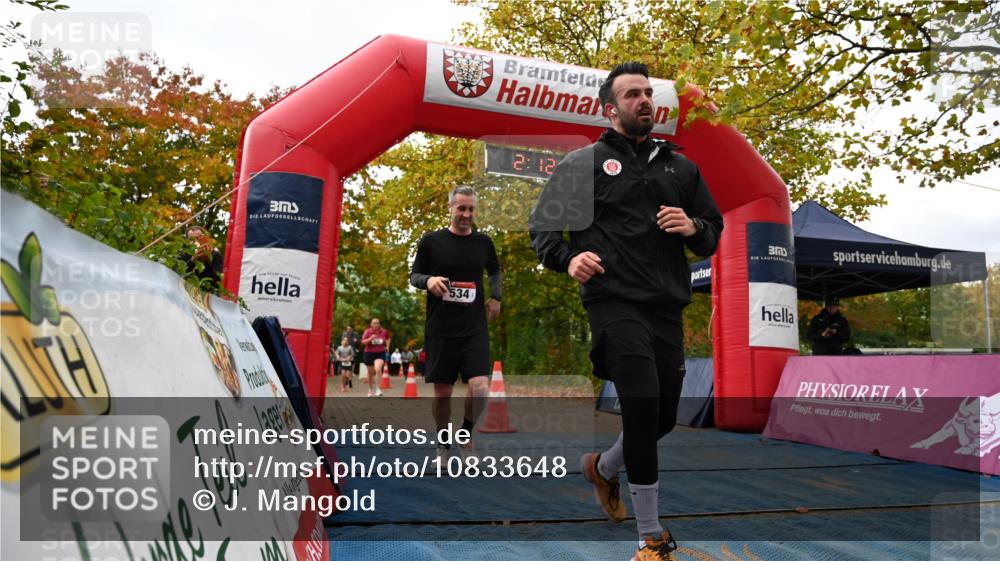 11.10.2026 - Bramfelder Halbmarathon 2026 J. Mangold http://msf.ph/oto/10833648 11.10.2026 11:42:53 Laufen 293, 425, 534, 628, 649 meine-sportfotos.de
