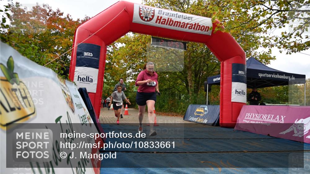 11.10.2026 - Bramfelder Halbmarathon 2026 J. Mangold http://msf.ph/oto/10833661 11.10.2026 11:42:55 Laufen 133, 293, 333, 425, 443, 534, 628, 649 meine-sportfotos.de