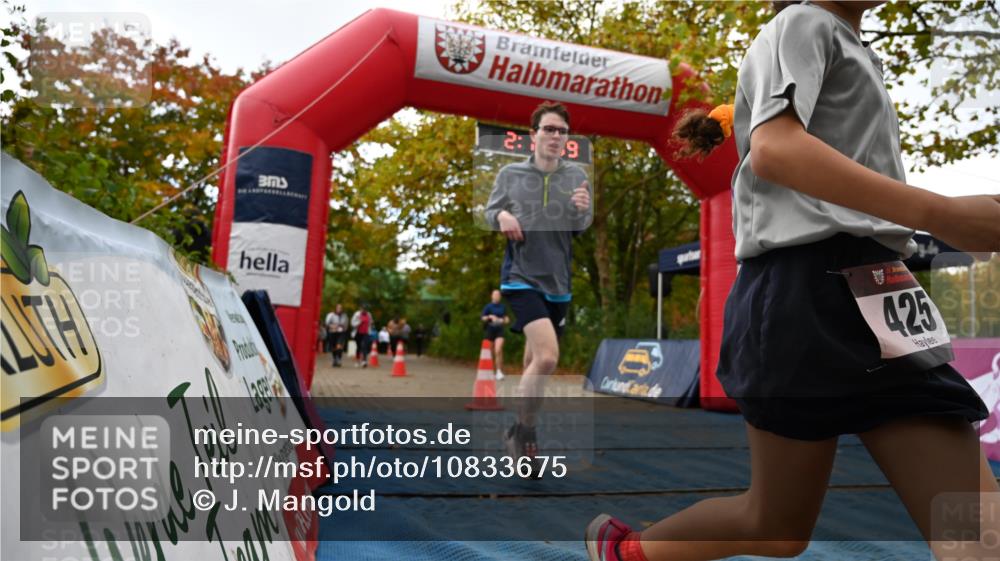 11.10.2026 - Bramfelder Halbmarathon 2026 J. Mangold http://msf.ph/oto/10833675 11.10.2026 11:42:57 Laufen 133, 293, 333, 425, 443, 628 meine-sportfotos.de