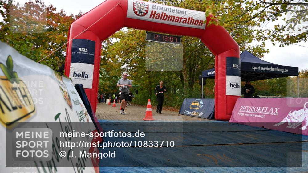 11.10.2026 - Bramfelder Halbmarathon 2026 J. Mangold http://msf.ph/oto/10833710 11.10.2026 11:43:06 Laufen 206, 304, 426, 579 meine-sportfotos.de