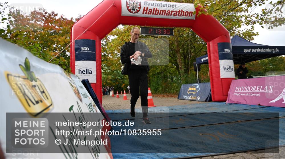 11.10.2026 - Bramfelder Halbmarathon 2026 J. Mangold http://msf.ph/oto/10835955 11.10.2026 11:43:29 Laufen 541 meine-sportfotos.de
