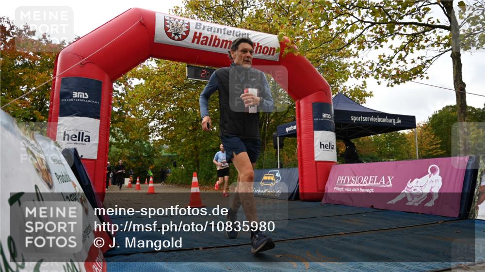 11.10.2026 - Bramfelder Halbmarathon 2026 J. Mangold http://msf.ph/oto/10835980 11.10.2026 11:43:58 Laufen 151, 357, 646, 721 meine-sportfotos.de