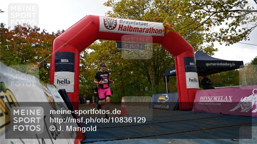 11.10.2026 - Bramfelder Halbmarathon 2026 J. Mangold http://msf.ph/oto/10836129 11.10.2026 11:45:20 Laufen 324, 506 meine-sportfotos.de