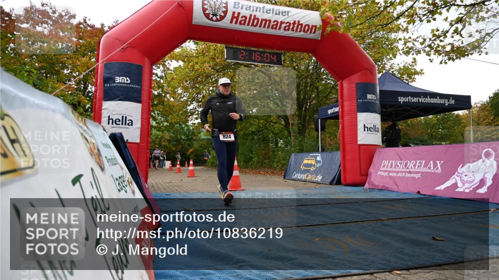 11.10.2026 - Bramfelder Halbmarathon 2026 J. Mangold http://msf.ph/oto/10836219 11.10.2026 11:46:03 Laufen 824 meine-sportfotos.de
