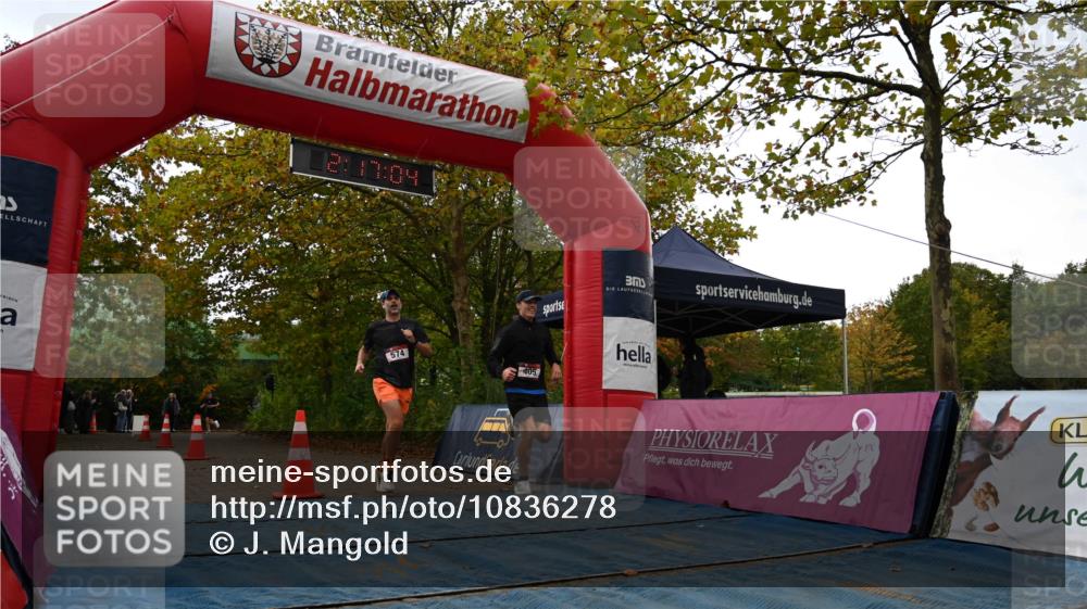 11.10.2026 - Bramfelder Halbmarathon 2026 J. Mangold http://msf.ph/oto/10836278 11.10.2026 11:47:02 Laufen 405, 574 meine-sportfotos.de