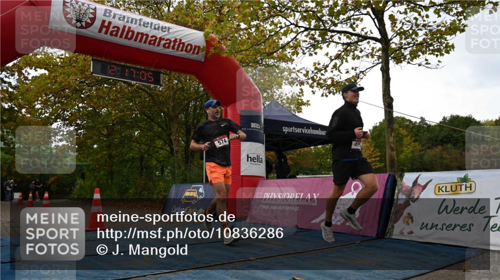 11.10.2026 - Bramfelder Halbmarathon 2026 J. Mangold http://msf.ph/oto/10836286 11.10.2026 11:47:03 Laufen 405, 574 meine-sportfotos.de
