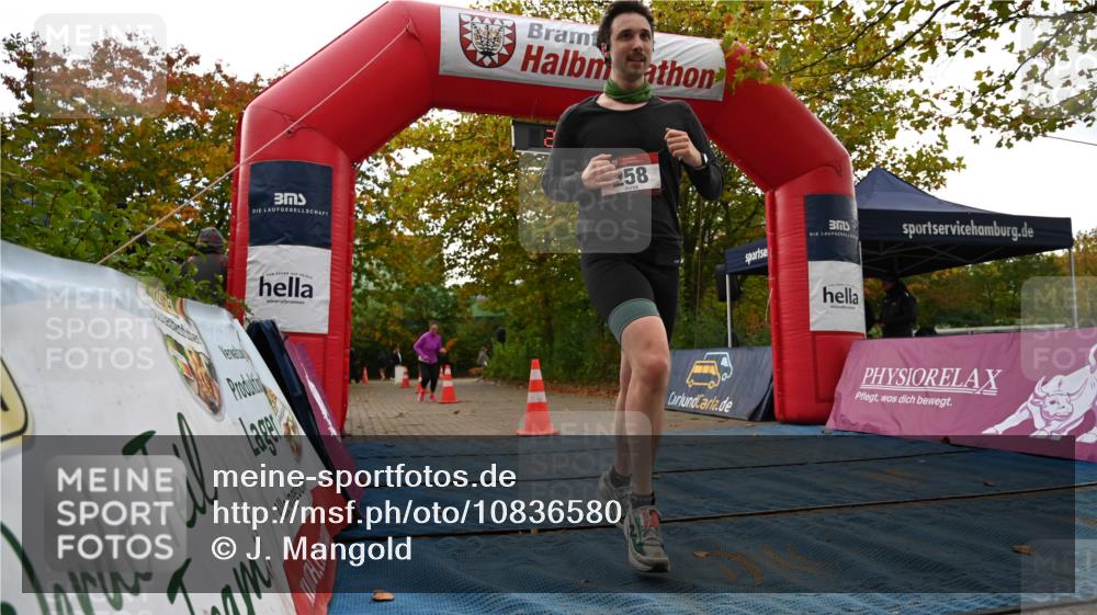 11.10.2026 - Bramfelder Halbmarathon 2026 J. Mangold http://msf.ph/oto/10836580 11.10.2026 11:52:38 Laufen 118, 258 meine-sportfotos.de
