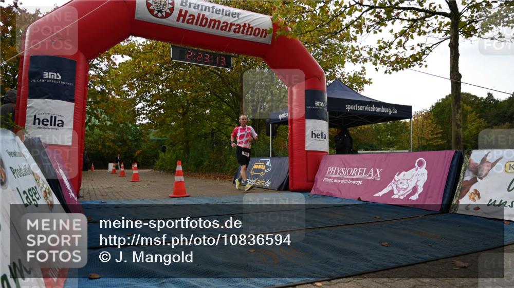 11.10.2026 - Bramfelder Halbmarathon 2026 J. Mangold http://msf.ph/oto/10836594 11.10.2026 11:53:11 Laufen 482 meine-sportfotos.de