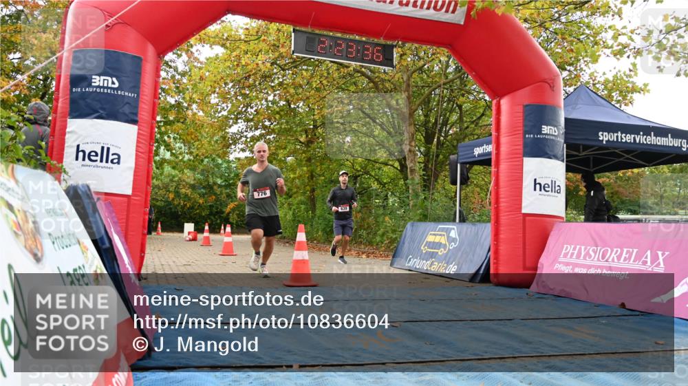 11.10.2026 - Bramfelder Halbmarathon 2026 J. Mangold http://msf.ph/oto/10836604 11.10.2026 11:53:34 Laufen 639, 776 meine-sportfotos.de