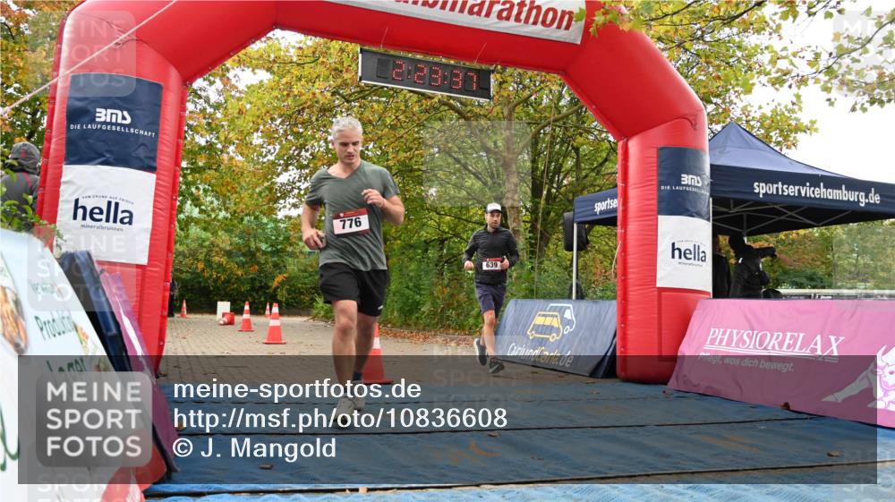 11.10.2026 - Bramfelder Halbmarathon 2026 J. Mangold http://msf.ph/oto/10836608 11.10.2026 11:53:35 Laufen 639, 776 meine-sportfotos.de