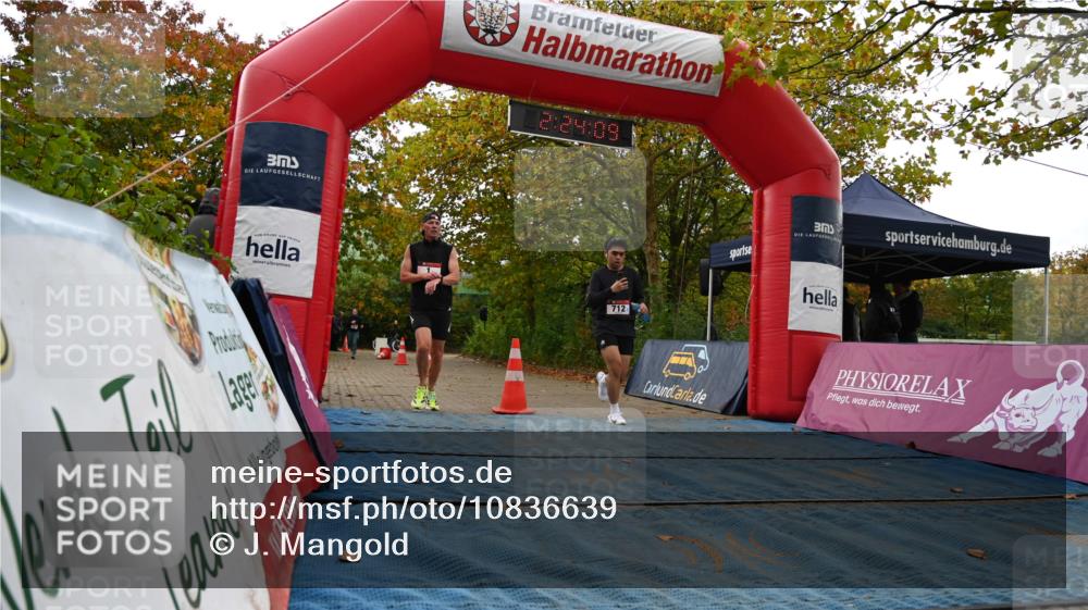 11.10.2026 - Bramfelder Halbmarathon 2026 J. Mangold http://msf.ph/oto/10836639 11.10.2026 11:54:07 Laufen 27, 375, 423 meine-sportfotos.de