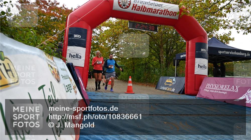 11.10.2026 - Bramfelder Halbmarathon 2026 J. Mangold http://msf.ph/oto/10836661 11.10.2026 11:54:36 Laufen 330, 369, 710, 717 meine-sportfotos.de