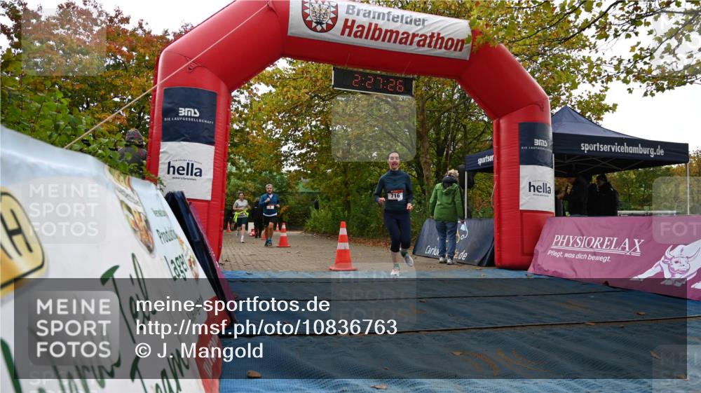 11.10.2026 - Bramfelder Halbmarathon 2026 J. Mangold http://msf.ph/oto/10836763 11.10.2026 11:57:24 Laufen 4, 716, 800 meine-sportfotos.de