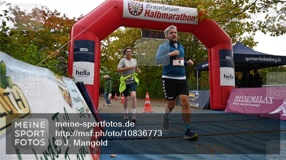 11.10.2026 - Bramfelder Halbmarathon 2026 J. Mangold http://msf.ph/oto/10836773 11.10.2026 11:57:28 Laufen 4, 716, 800 meine-sportfotos.de