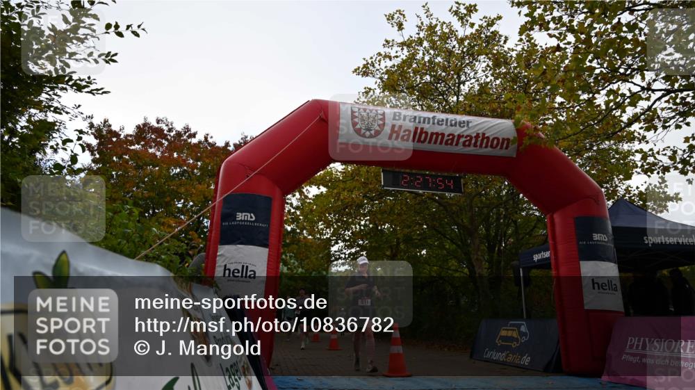 11.10.2026 - Bramfelder Halbmarathon 2026 J. Mangold http://msf.ph/oto/10836782 11.10.2026 11:57:53 Laufen 50, 115, 511 meine-sportfotos.de